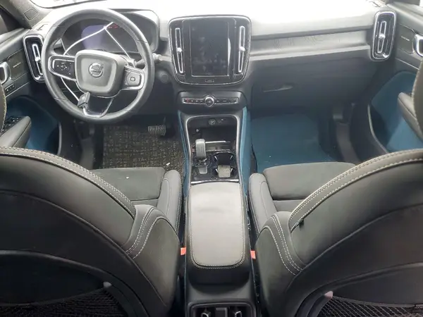 YV4ED3UM9P2977447 2023 VOLVO XC40 - Image 8
