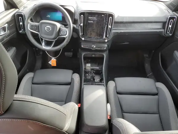 YV4ED3UMXP2098541 2023 VOLVO XC40 - Image 8