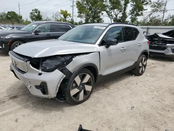 YV4ED3UMXP2945977 2023 VOLVO XC40