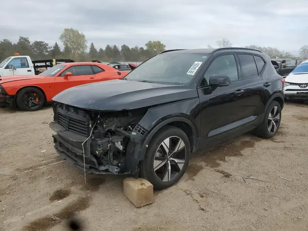 YV4ED3UR0M2542288 2021 VOLVO XC40 - Image 1