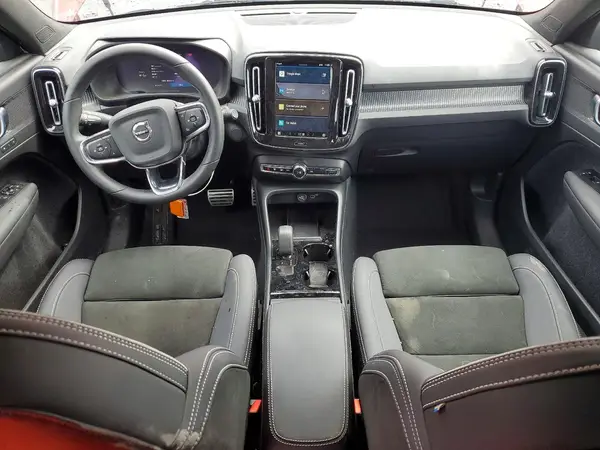 YV4ED3UR1N2715317 2022 VOLVO XC40 - Image 8