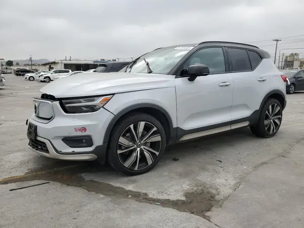 YV4ED3UR2M2597180 2021 VOLVO XC40 - Image 1