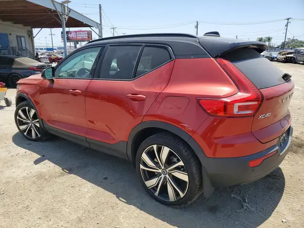 YV4ED3UR3M2568156 2021 VOLVO XC40 - Image 2