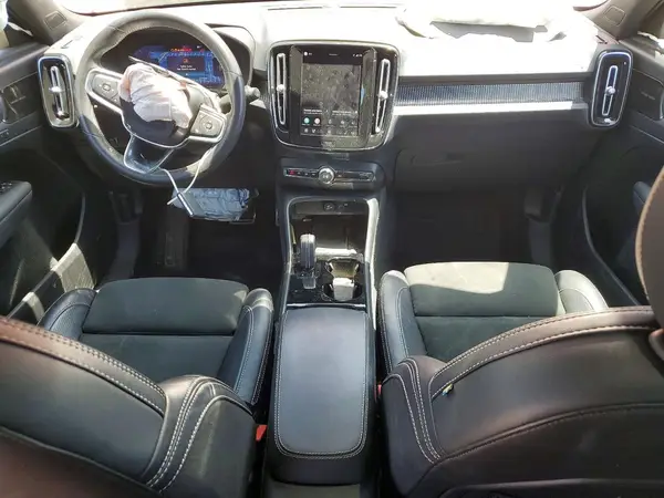 YV4ED3UR3M2568156 2021 VOLVO XC40 - Image 8