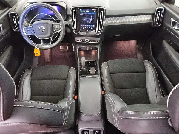 YV4ED3UR3M2588147 2021 VOLVO XC40 - Image 8