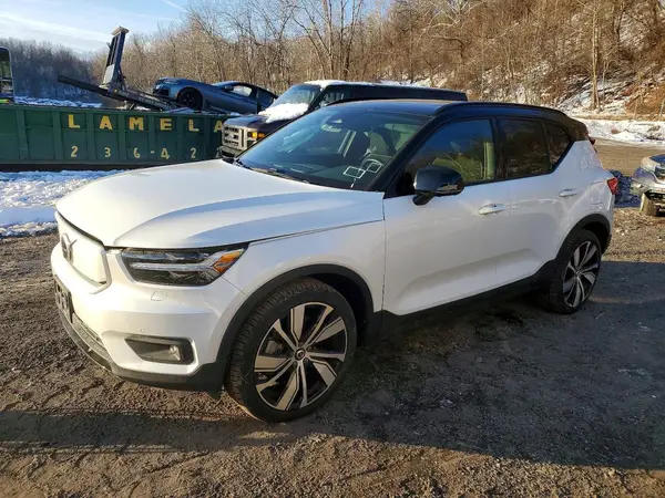 YV4ED3UR3M2604489 2021 VOLVO XC40 - Image 1