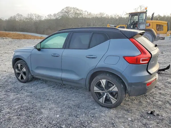 YV4ED3UR4M2534260 2021 VOLVO XC40 - Image 2