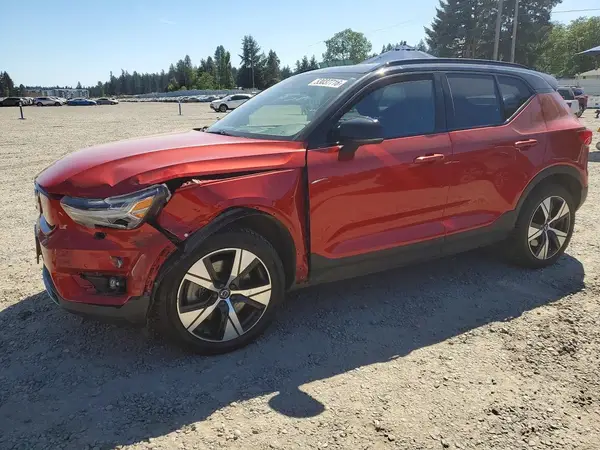 YV4ED3UR6N2691578 2022 VOLVO XC40 - Image 1