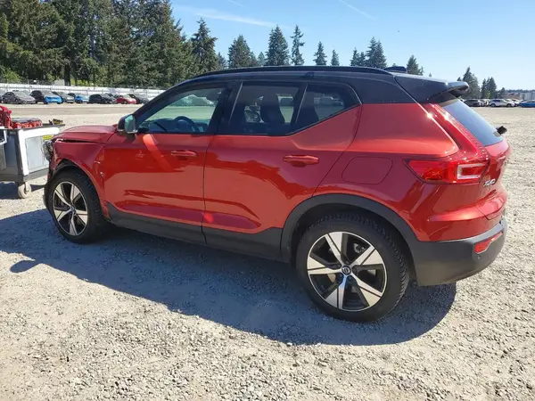 YV4ED3UR6N2691578 2022 VOLVO XC40 - Image 2