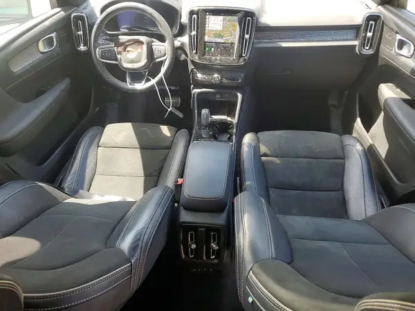 YV4ED3UR7M2597790 2021 VOLVO XC40 - Image 8