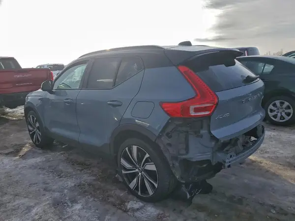 YV4ED3UR8M2534150 2021 VOLVO XC40 - Image 2