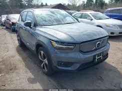 YV4ED3UR9M2600401 2021 VOLVO XC40