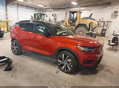 YV4ED3URXM2588033 2021 VOLVO XC40