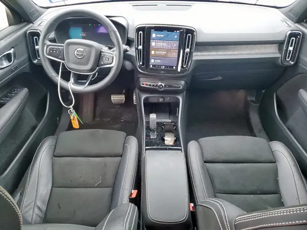 YV4ED3URXN2685864 2022 VOLVO XC40 - Image 8
