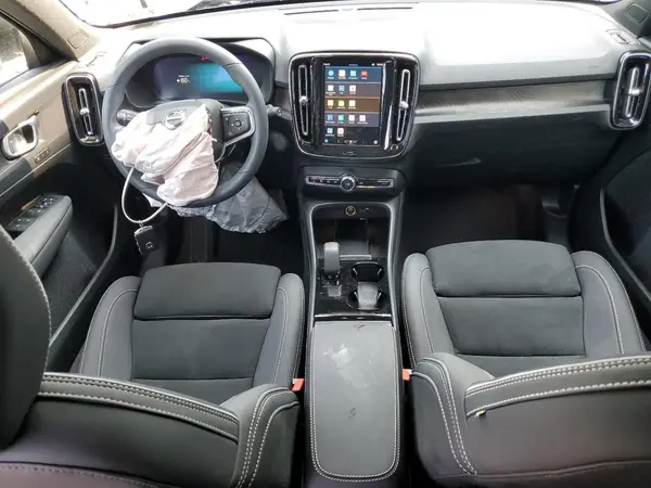 YV4EH3HL0R2289281 2024 VOLVO XC40 - Image 8