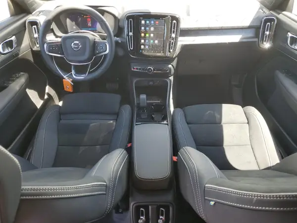 YV4EH3HL6R2289513 2024 VOLVO XC40 - Image 8