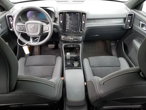 YV4ER3XL6R2272872 2024 VOLVO XC40 - Image 8