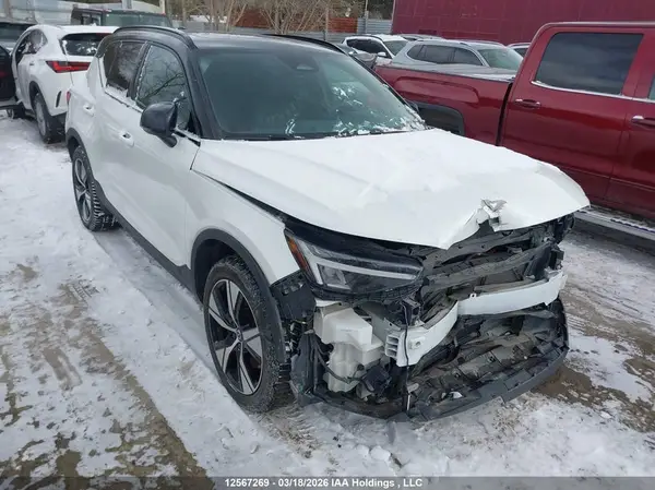 YV4ER3XL8R2251747 2024 VOLVO XC40 - Image 1