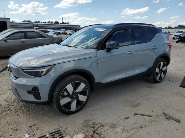 YV4ER3XL9R2278424 2024 VOLVO XC40 - Image 1