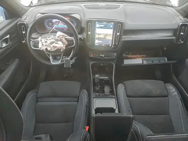 YV4ER3XM3R2234606 2024 VOLVO XC40 - Image 8