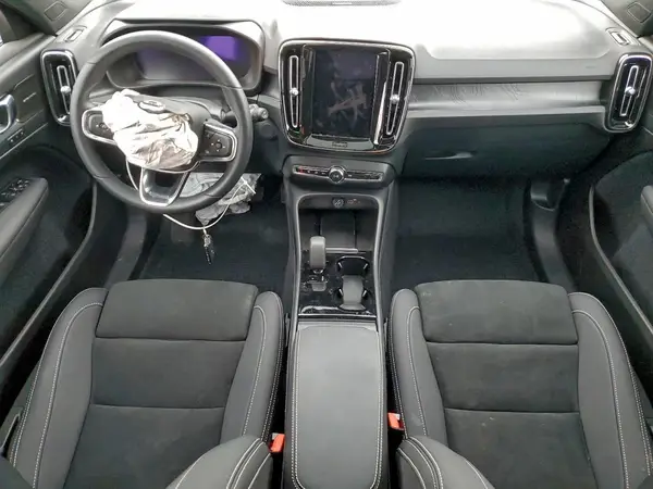 YV4ER3XM9R2292929 2024 VOLVO XC40 - Image 8