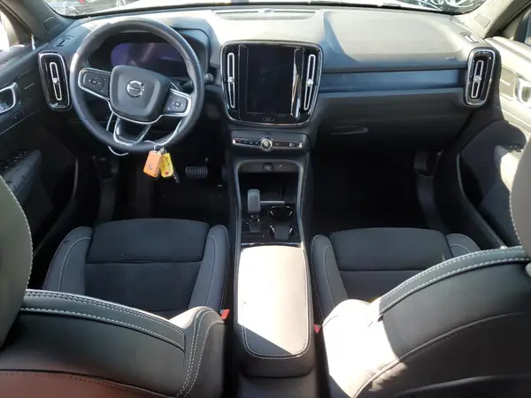 YV4ER3XM9R2293627 2024 VOLVO XC40 - Image 8
