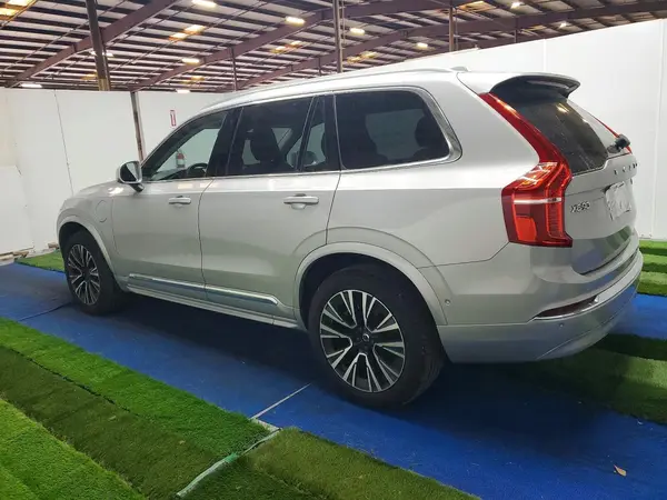 YV4H600N1P1937082 2023 VOLVO XC90 - Image 2