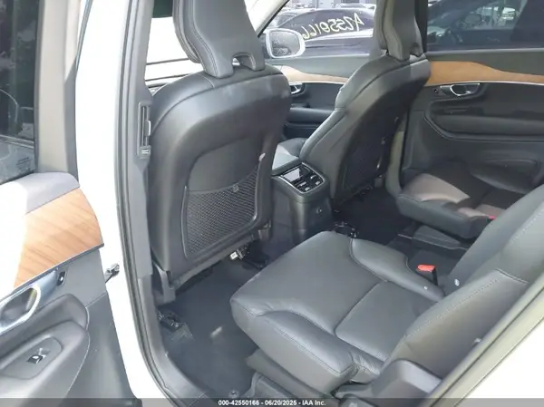 YV4H600N9P1936987 2023 VOLVO XC90 - Image 8