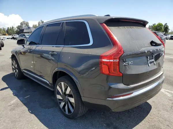 YV4H60CA0P1945909 2023 VOLVO XC90 - Image 2