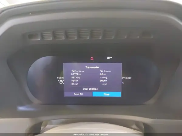 2023 VOLVO XC90 auction photo 7