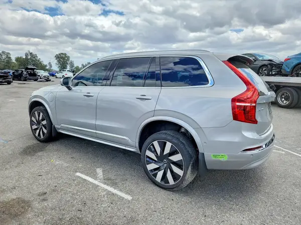 YV4H60CA3P1932216 2023 VOLVO XC90 - Image 2