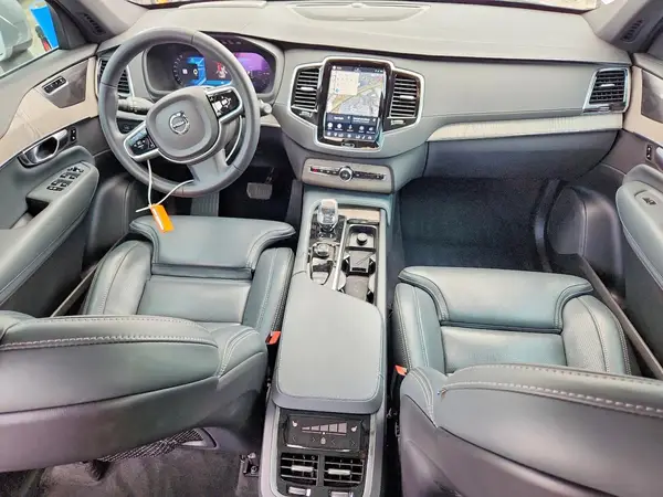 YV4H60CA3P1932216 2023 VOLVO XC90 - Image 8