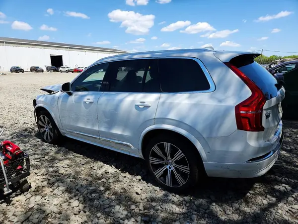 YV4H60CE1R1239358 2024 VOLVO XC90 - Image 2