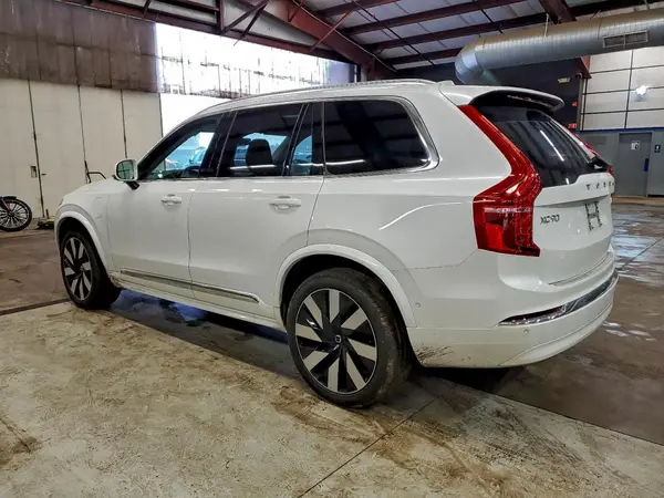 YV4H60CE5R1173803 2024 VOLVO XC90 - Image 2