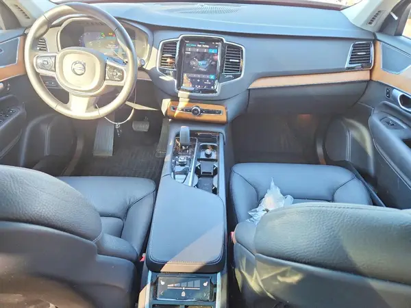 YV4H60CE5R1228198 2024 VOLVO XC90 - Image 8
