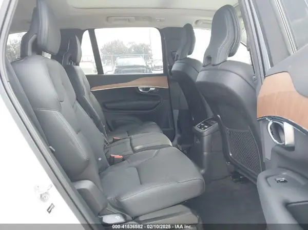 YV4H60CE6R1237976 2024 VOLVO XC90 - Image 8