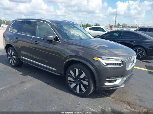 YV4H60CE9R1234070 2024 VOLVO XC90 - Image 1