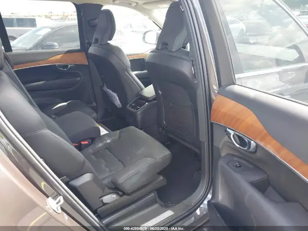 YV4H60CE9R1234070 2024 VOLVO XC90 - Image 8