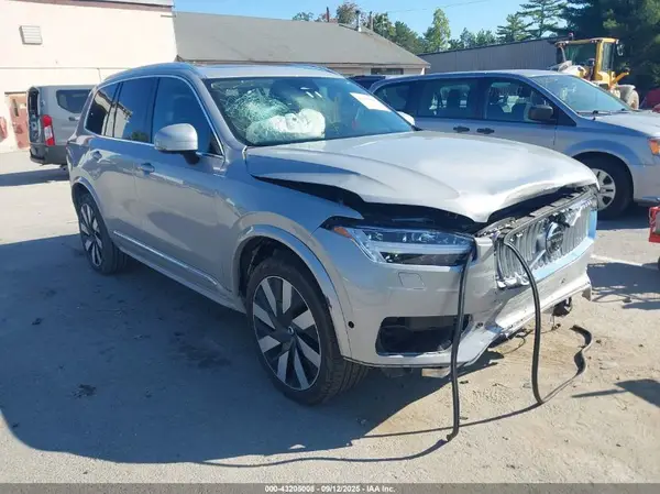 YV4H60CEXR1148010 2024 VOLVO XC90 - Image 1