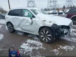 YV4H60CF1R1192194 2024 VOLVO XC90