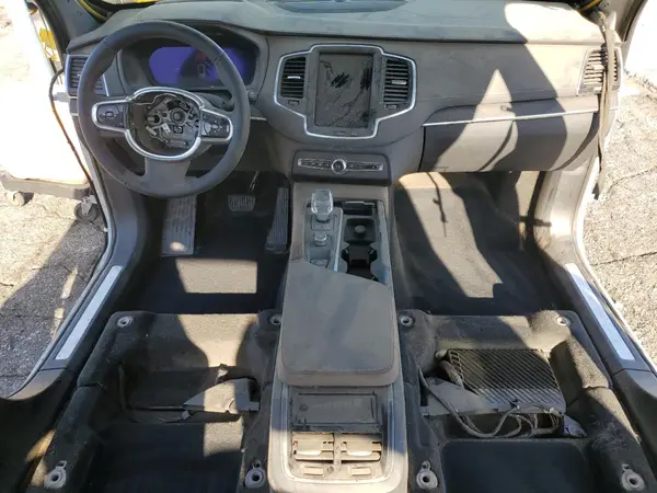YV4H60CF4R1235765 2024 VOLVO XC90 - Image 8