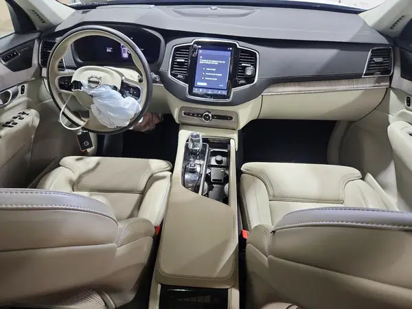 YV4H60CF8R1189454 2024 VOLVO XC90 - Image 8