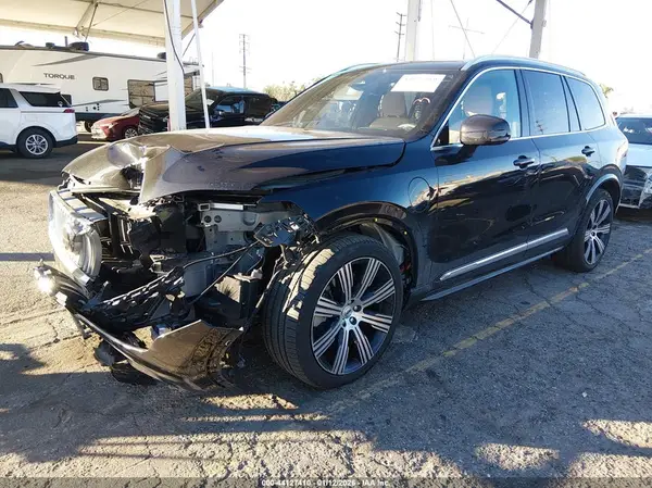 YV4H60CF8R1207175 2024 VOLVO XC90 - Image 2
