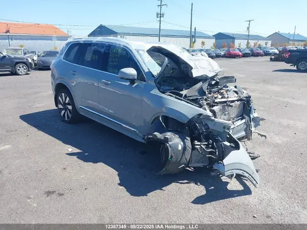 YV4H60CF9R1163431 2024 VOLVO XC90 - Image 1
