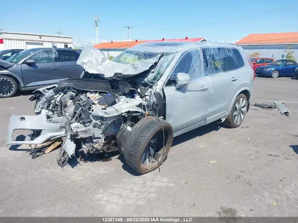 YV4H60CF9R1163431 2024 VOLVO XC90 - Image 2