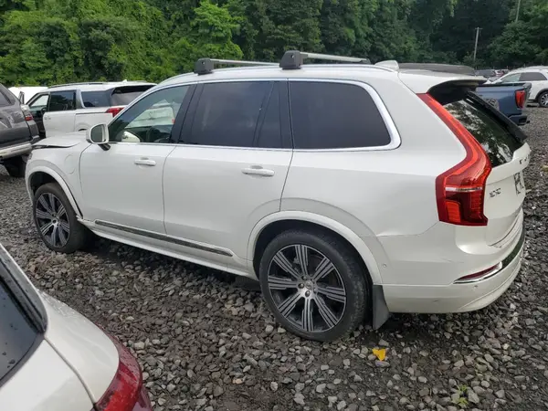 YV4H60CF9R1168645 2024 VOLVO XC90 - Image 2