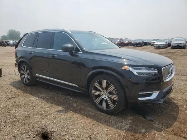 2022 VOLVO XC90 COPART lot 66940765 auction photo 4