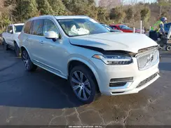 YV4H60CLXN1859411 2022 VOLVO XC90