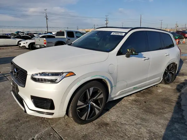 YV4H60CM5N1854125 2022 VOLVO XC90 - Image 1