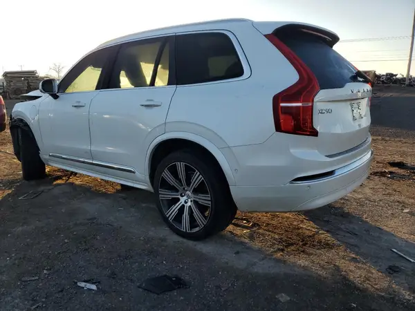YV4H60CN3P1920683 2023 VOLVO XC90 - Image 2